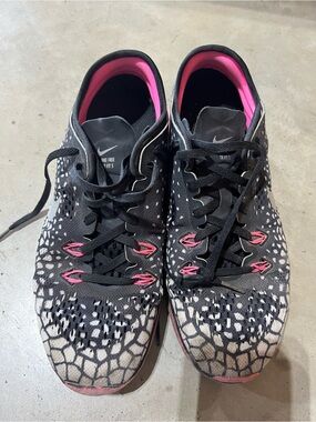 Nike Free 5.0 TR Fit 5 Womens Size 9 Running Shoe Sneaker Black Hot Pink